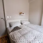 큐브 센트럴 룸스 포 2 * 류블랴나