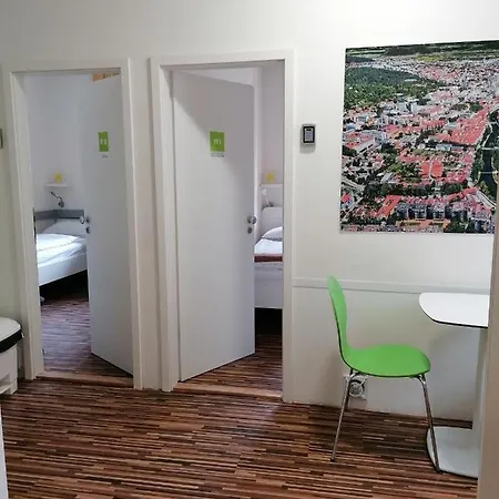 Hostel Cube For 2 Lublana