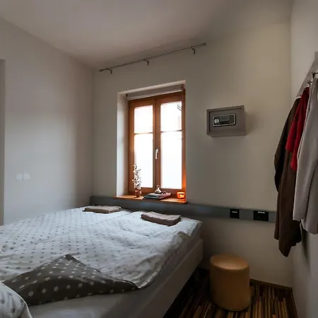 Hostel Cube For 2 Lublana