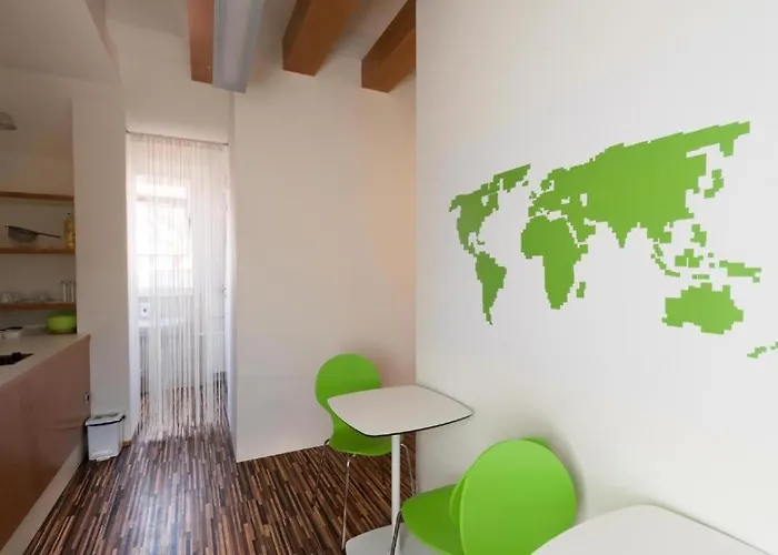 Cube For 2 Albergue Liubliana