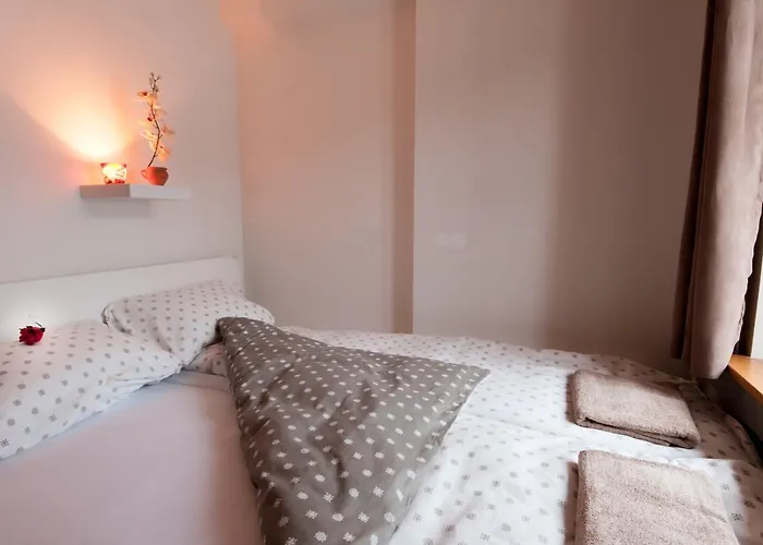 Cube For 2 Hostal Liubliana