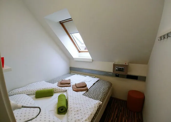 Cube For 2 Albergue *